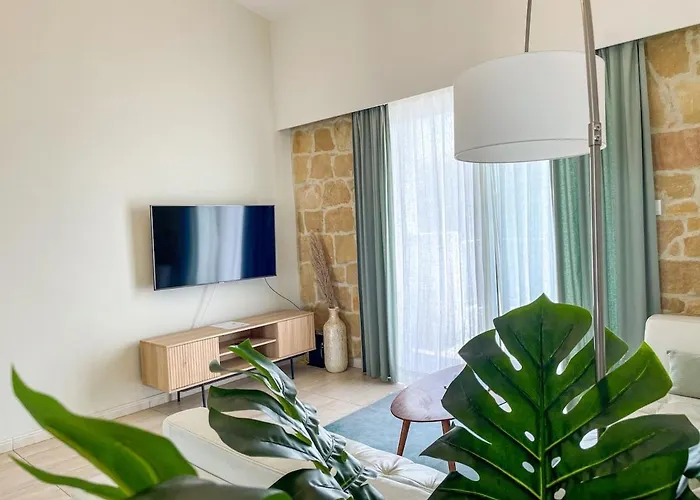 Large Comfortable 2 Bedroom 200mbps Wifi アパート